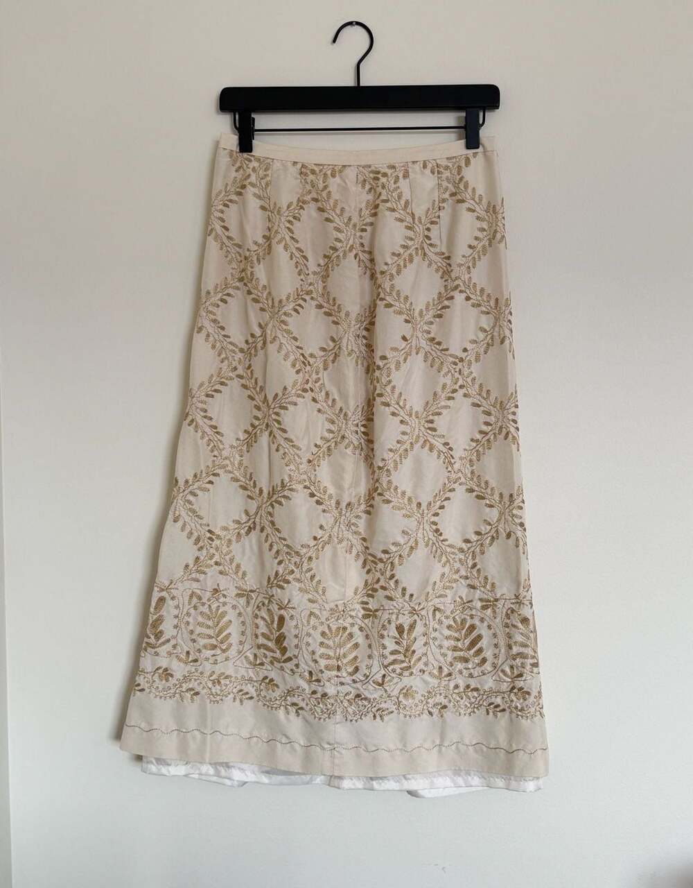 Talbots Embroidered silk Maxi Skirt in Cream gold brown Sz 12
